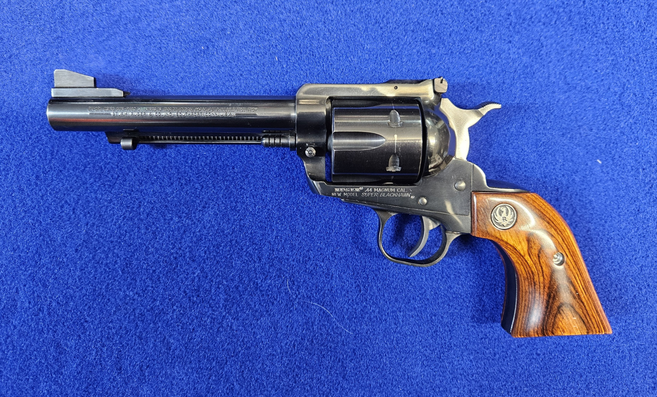 Ruger new model super blackhawk .44mag