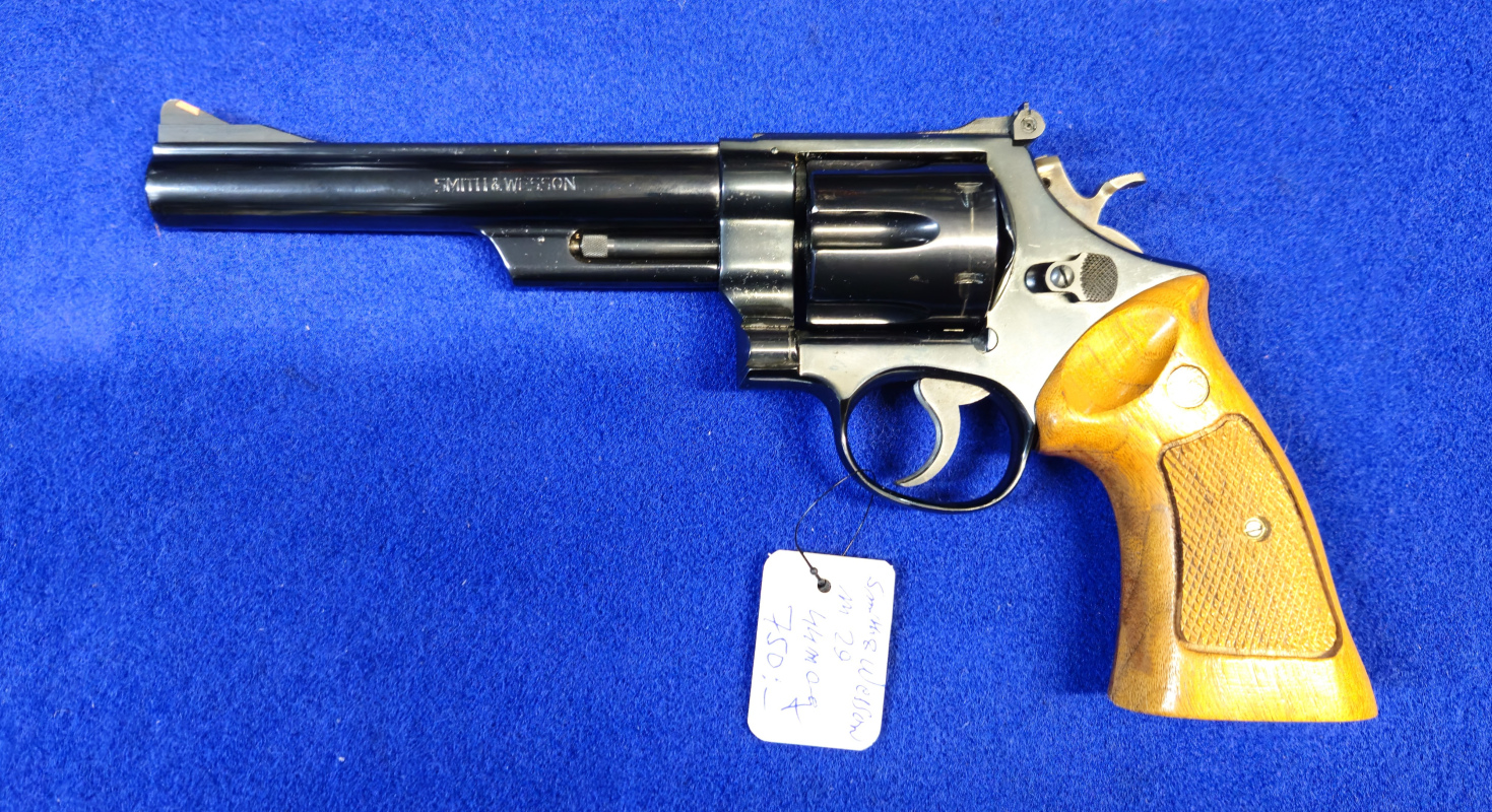 S&W m29 .44 mag