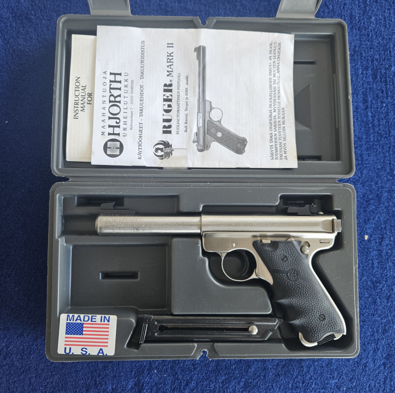 Ruger Mk2 .target 22lr