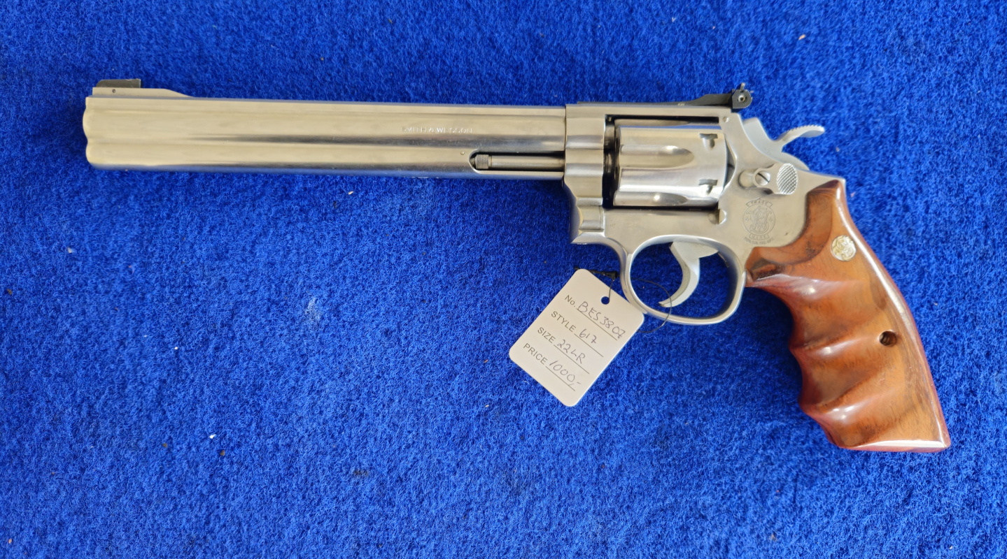 S&W 617 .22lr